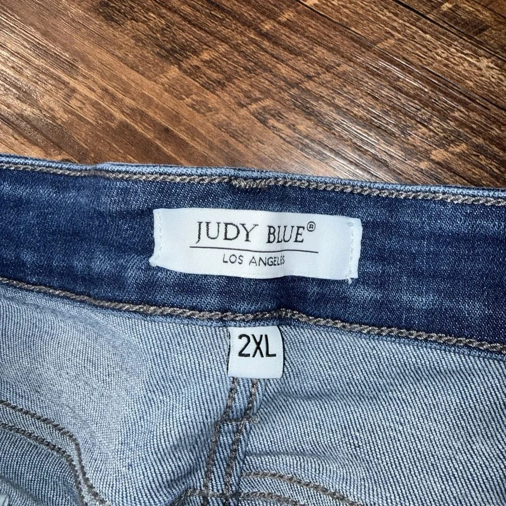 Judy Blue 2XL Women's High Contrast Flap Pocket Jean Shorts